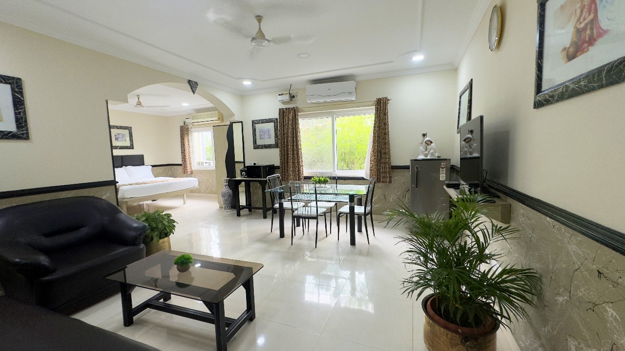 Suites & Rooms - Kodali Guest Suites